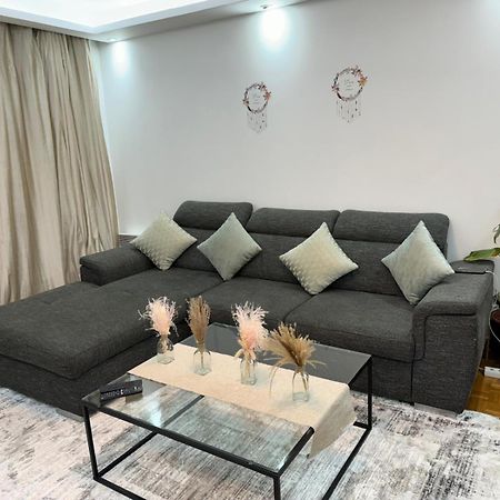 Appartement - La Defense Пюто Экстерьер фото