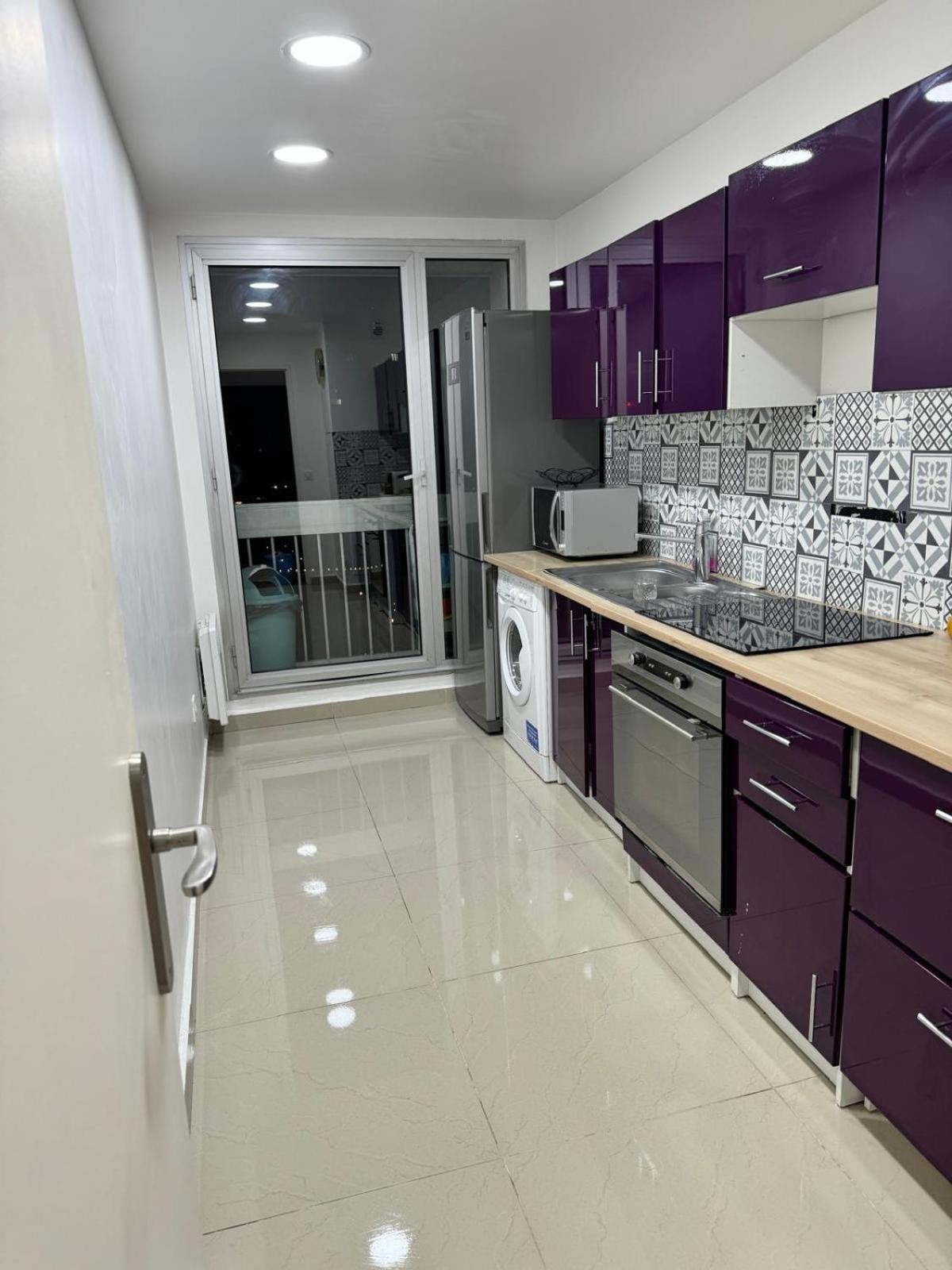 Appartement - La Defense Пюто Экстерьер фото
