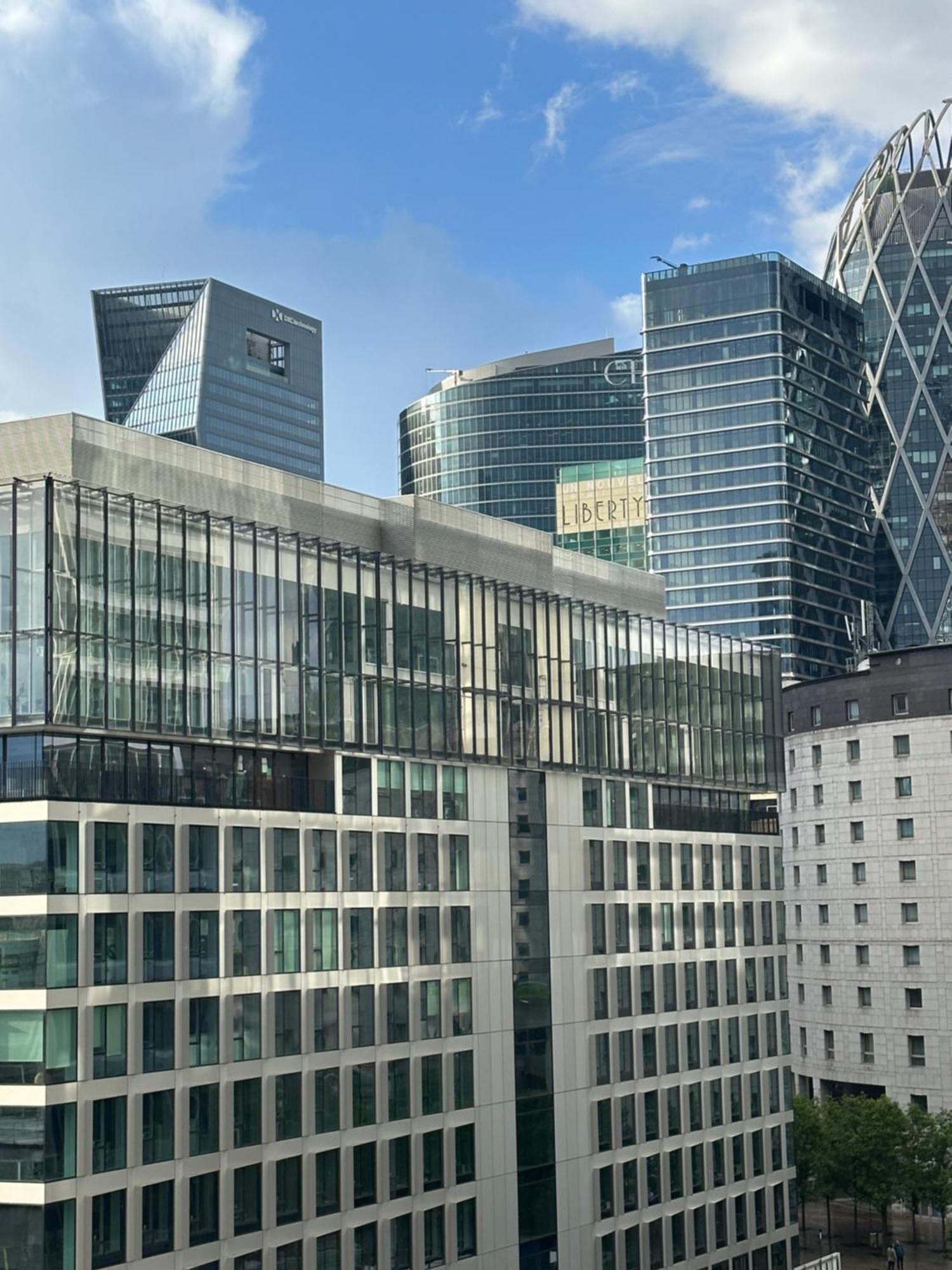 Appartement - La Defense Пюто Экстерьер фото